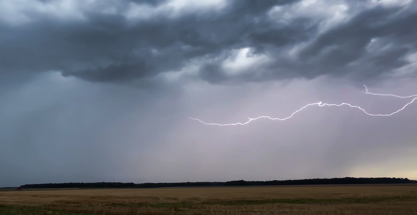 eclair nuage 2-Enhanced-SR